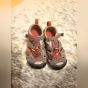 Keen Outdoor Hiking Sandals - Gray and Red Size 10c